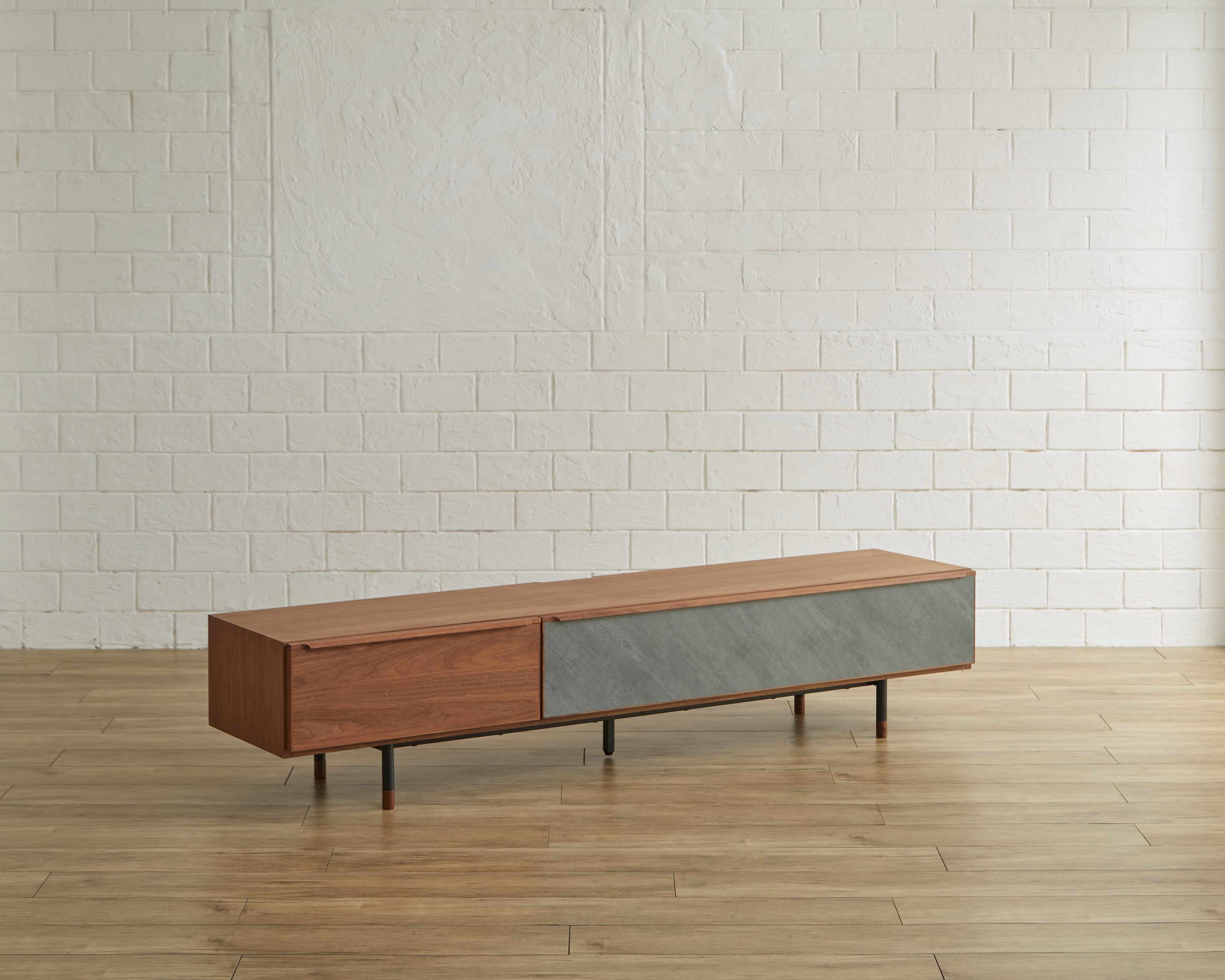 Ragnar テレビボード 180 TVボード オーク材突板 メラミン化粧板 スチール脚 ナチュラル