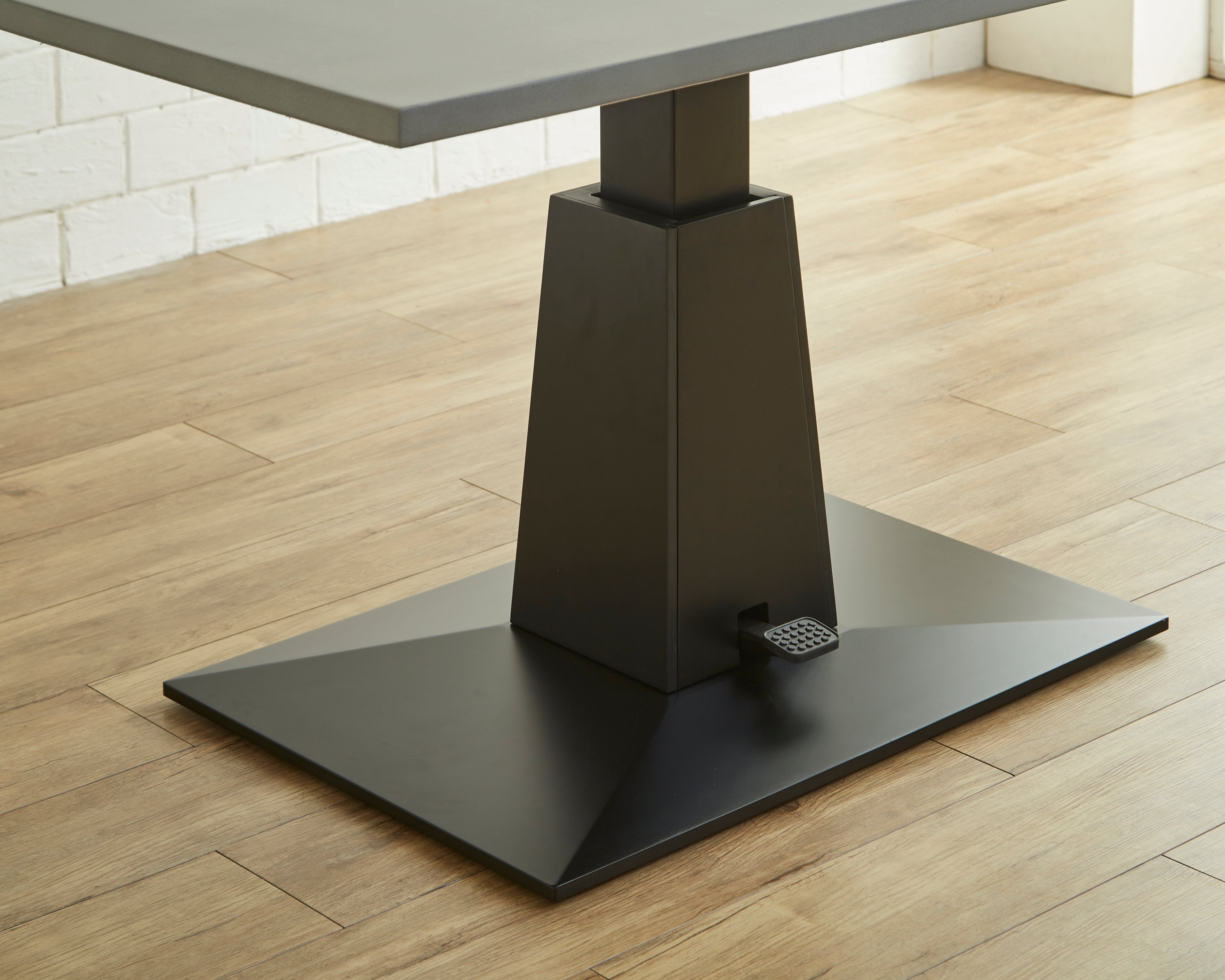 Walter 昇降式テーブル W120 MDF モルタル スチール ライトグレー