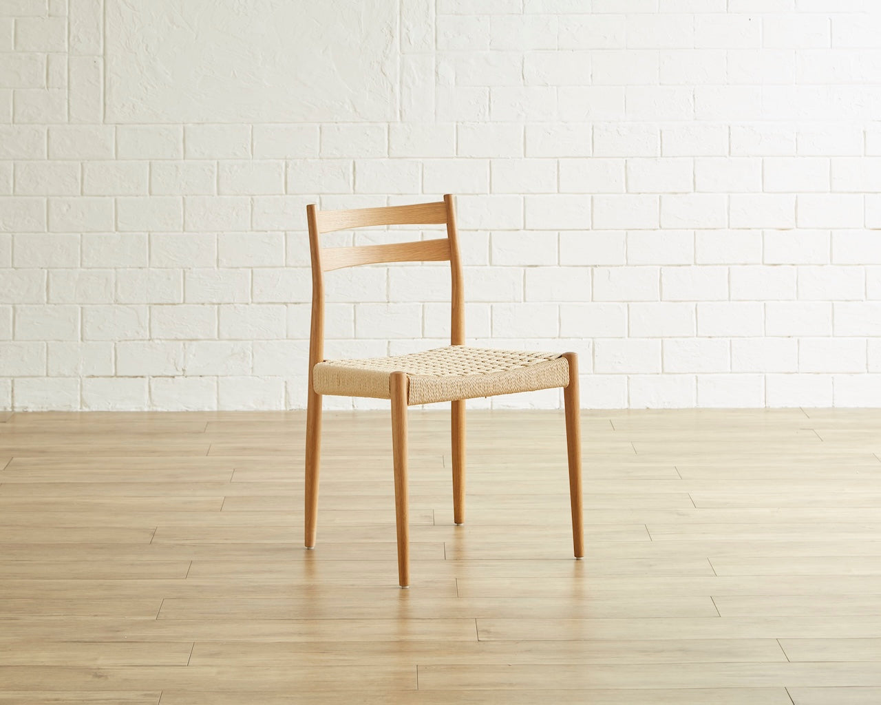 Creel チェア 肘ナシ 北欧風デザイン