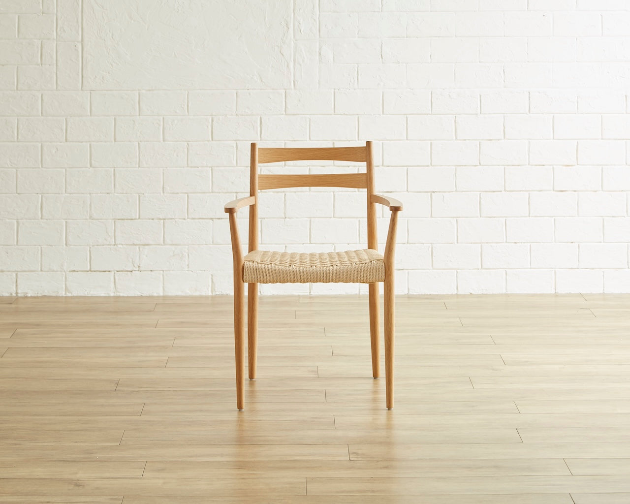 Creel アームチェア(肘付き) 北欧風