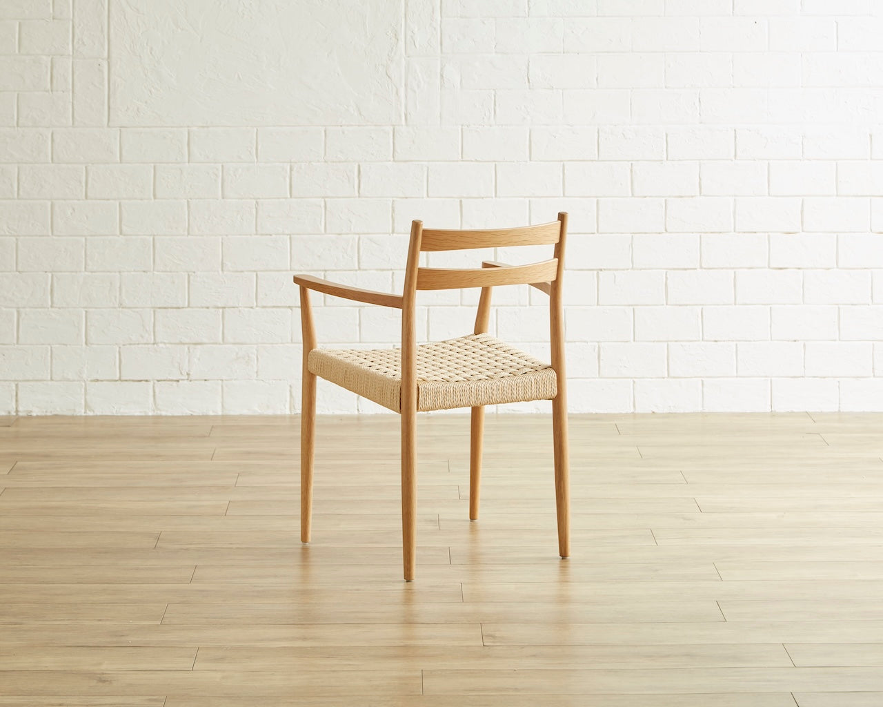 Creel アームチェア(肘付き) 北欧風