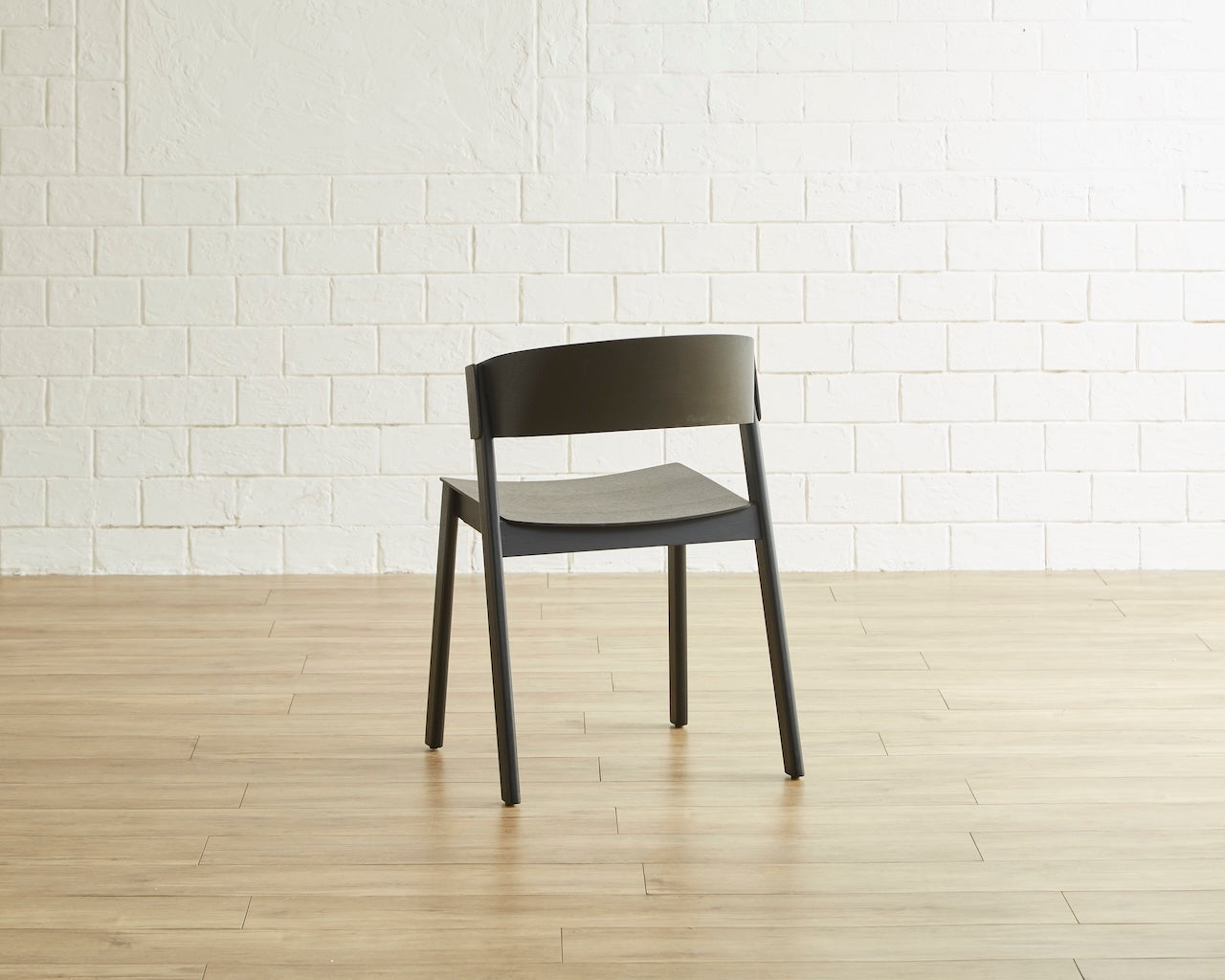 Poire ダイニングチェア チェアー ブラウン ブラック ナチュラル スタッキング式